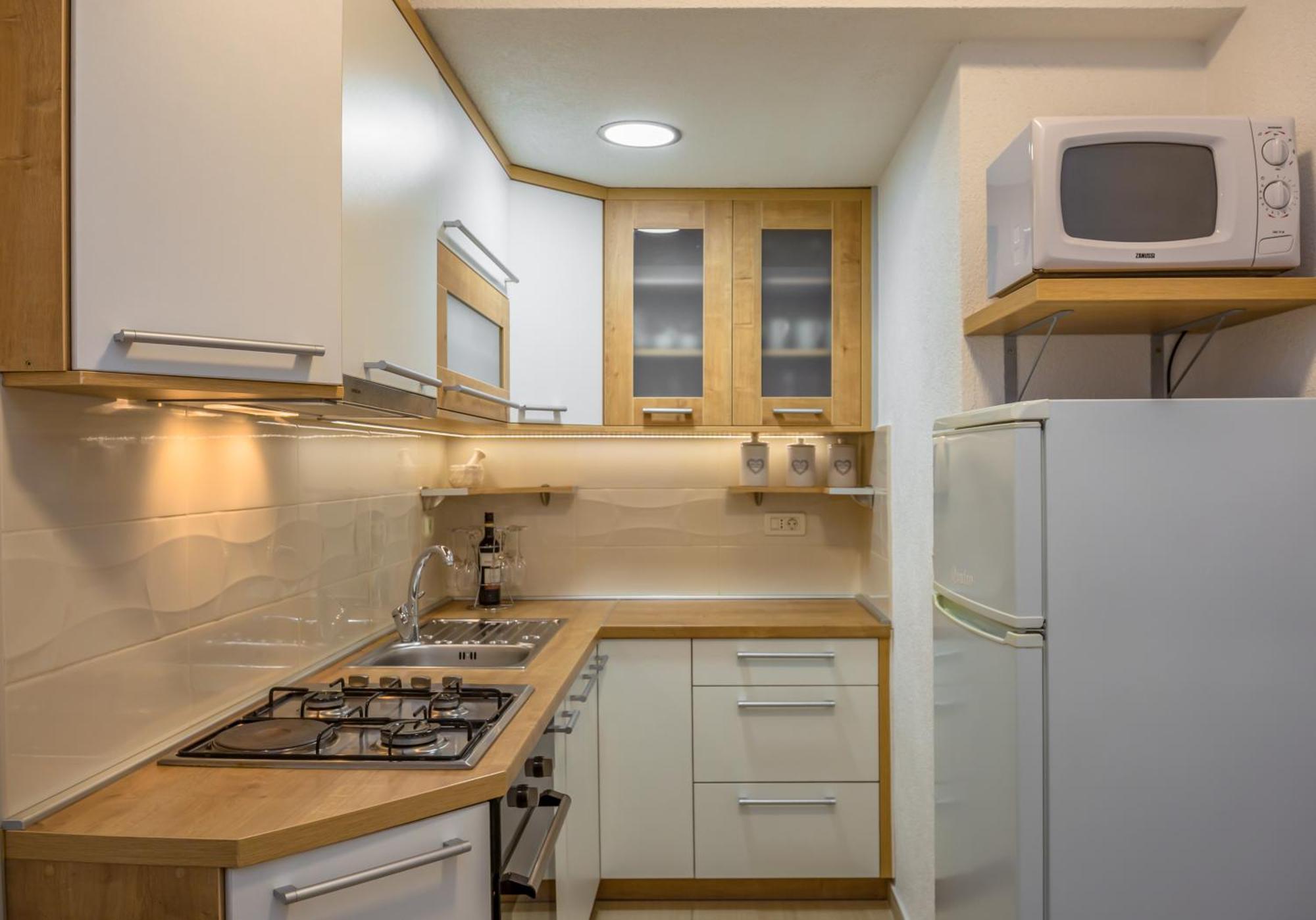 Apartmani Lovrenco Krvavica Exterior foto