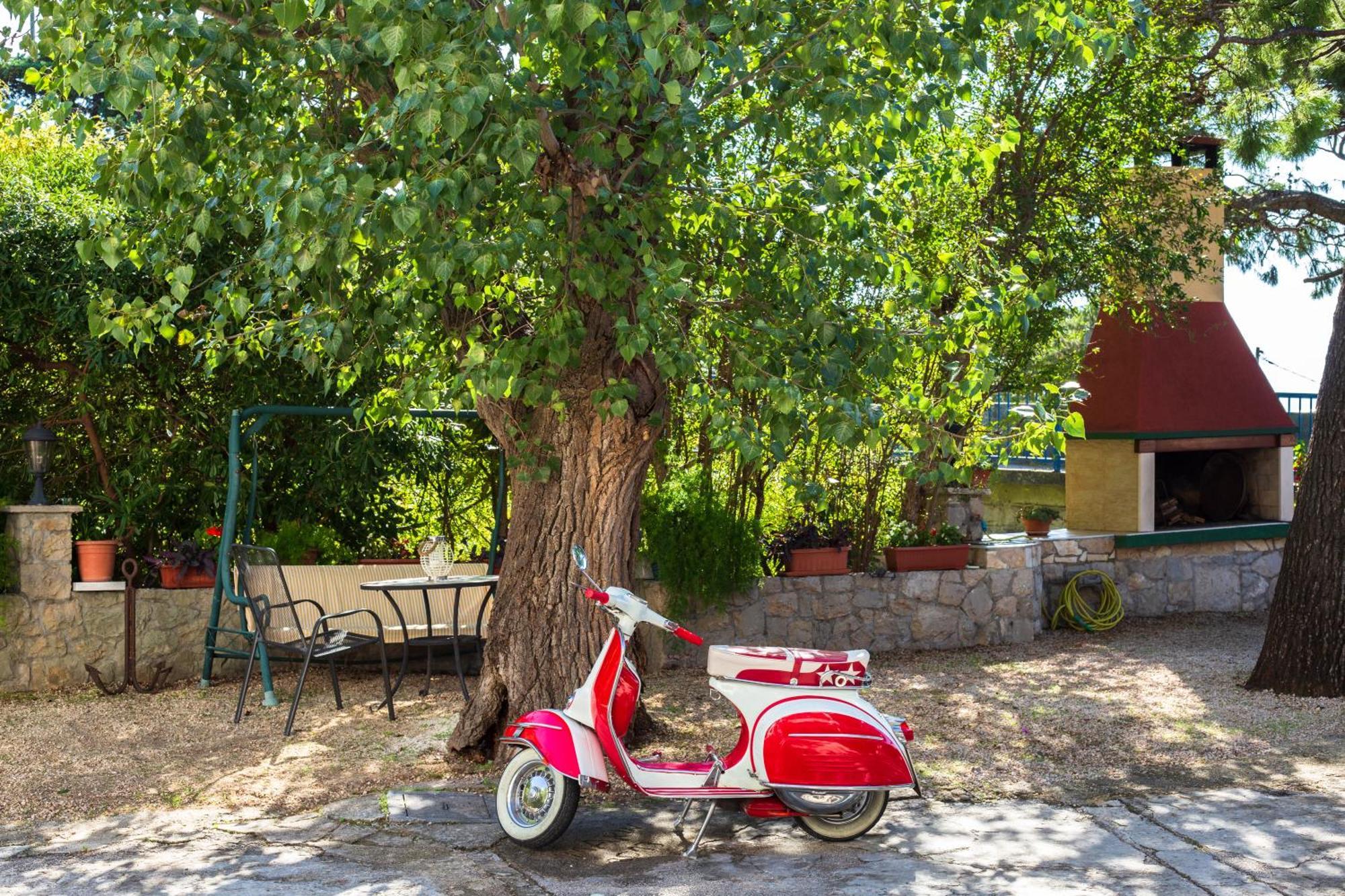Apartmani Lovrenco Krvavica Exterior foto