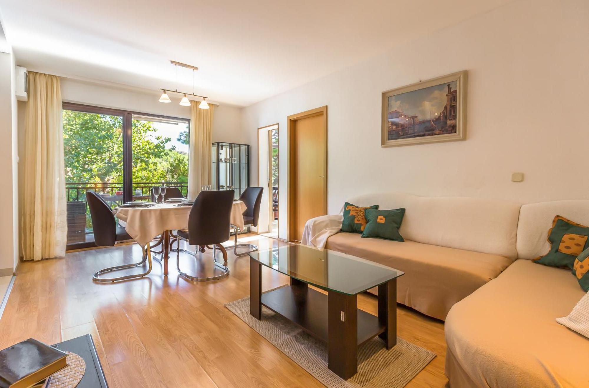 Apartmani Lovrenco Krvavica Exterior foto
